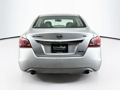 Used 2013 Nissan Altima 2.5 SL w/ Technology Pkg FWD image 7