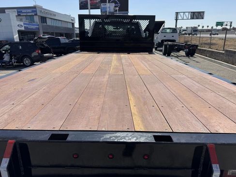 New 2025 Ford F550 2WD Regular Cab Super Duty w/ XLT Value Package image 9