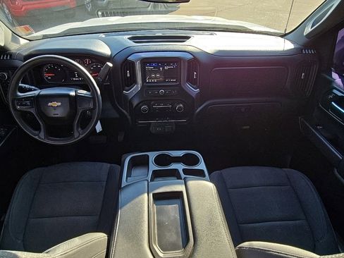 Used 2019 Chevrolet Silverado 1500 Custom w/ Custom Value Package image 15