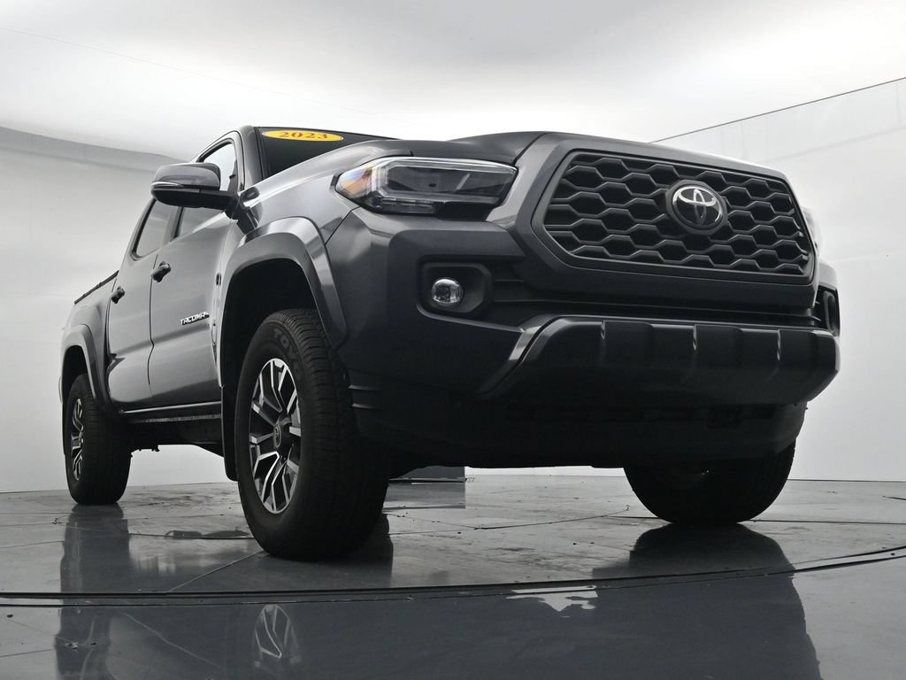 Used 2023 Toyota Tacoma TRD Sport AWD/4WD image 29
