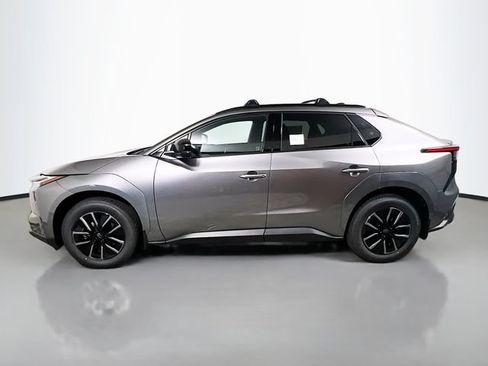 New 2026 Toyota bZ FWD image 6