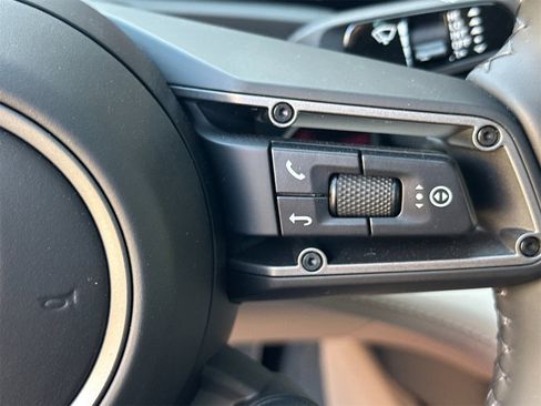 Used 2025 Porsche Taycan image 29