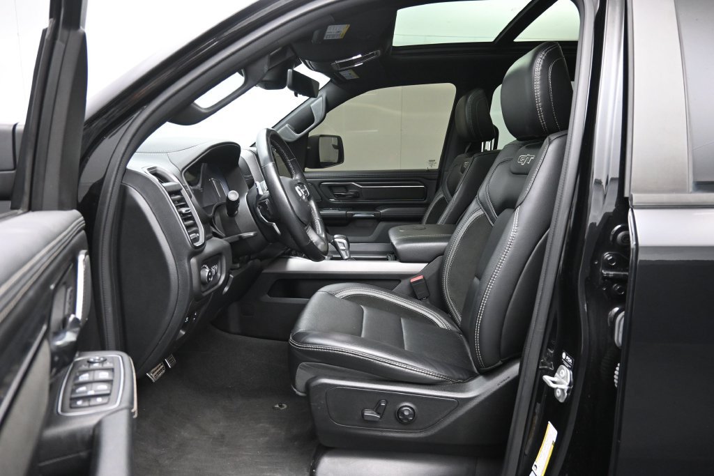 Used 2023 RAM 1500 Laramie AWD/4WD image 22