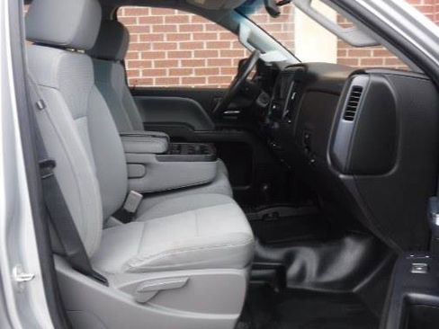 Used 2017 Chevrolet Silverado 2500 W/T AWD/4WD image 6
