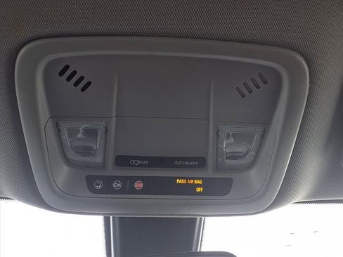 Used 2019 Chevrolet Malibu LS image 11