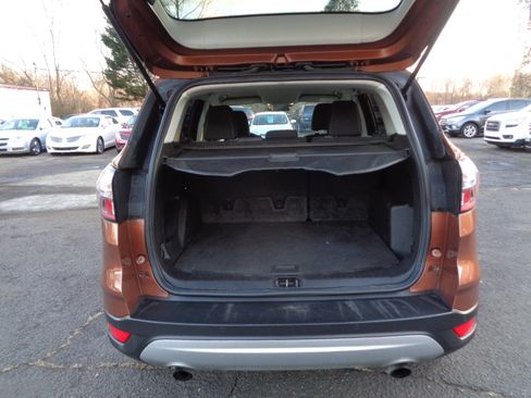 Used 2017 Ford Escape SE image 26