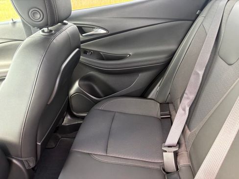 Used 2023 Buick Encore GX Preferred FWD image 39