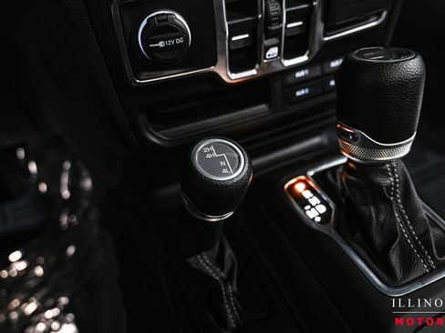 Used 2022 Jeep Gladiator Sport image 32