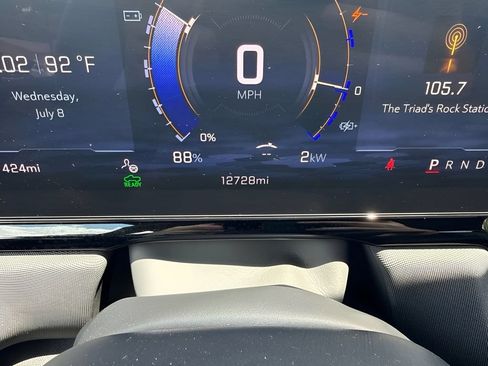 Used 2026 Chevrolet Silverado EV Trail Boss AWD/4WD image 26