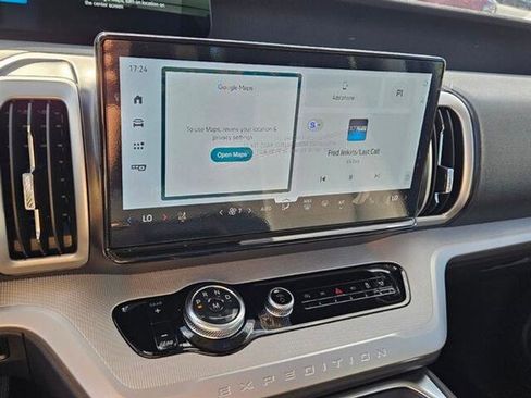 New 2025 Ford Expedition Active image 55