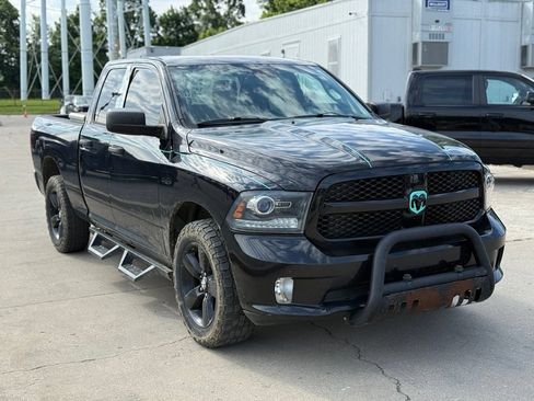 Used 2014 RAM 1500 Express w/ Black Ram 1500 Express Group AWD/4WD image 4