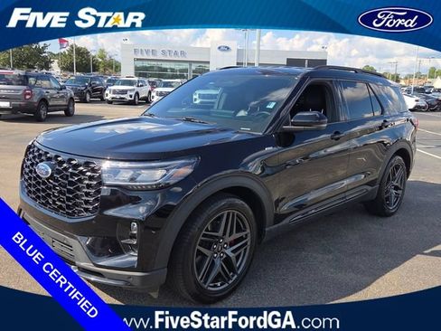 Certified 2025 Ford Explorer ST-Line w/ Premium Package RWD image 3