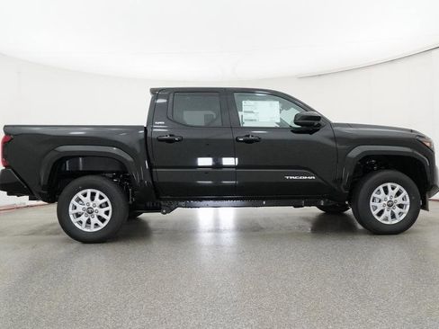 New 2026 Toyota Tacoma SR5 image 10