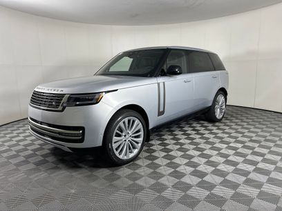 New 2025 Land Rover Range Rover Long Wheelbase SE
