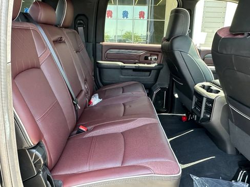 New 2026 RAM 3500 Limited AWD/4WD image 19