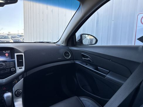 Used 2014 Chevrolet Cruze LTZ w/ Enhanced Safety Package image 19