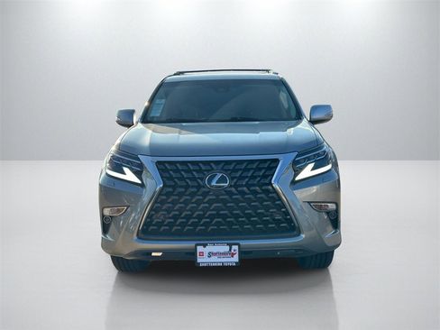 Used 2023 Lexus GX 460 Premium image 2