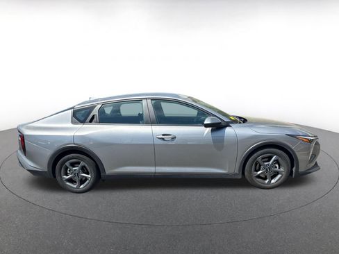 Used 2025 Kia K4 LXS image 8