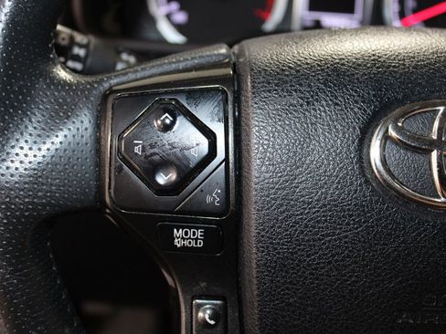 Used 2021 Toyota 4Runner Nightshade image 33