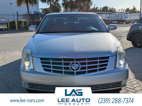 Used 2006 Cadillac DTS w/1SB image 7