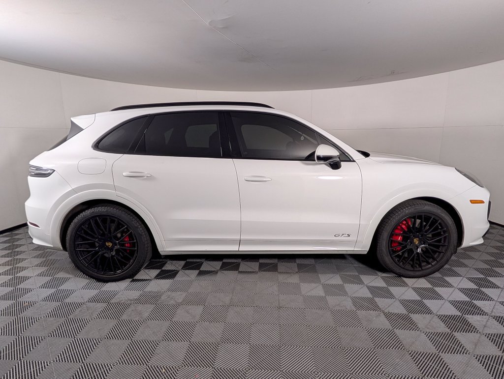 Certified 2023 Porsche Cayenne GTS AWD/4WD image 7