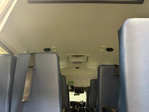 Used 2019 Chevrolet Express 3500 w/ School Bus Package image 30