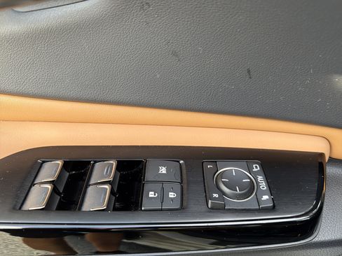 Certified 2024 Lexus ES 300h Ultra Luxury w/ Accessory Package (Z2) FWD image 14