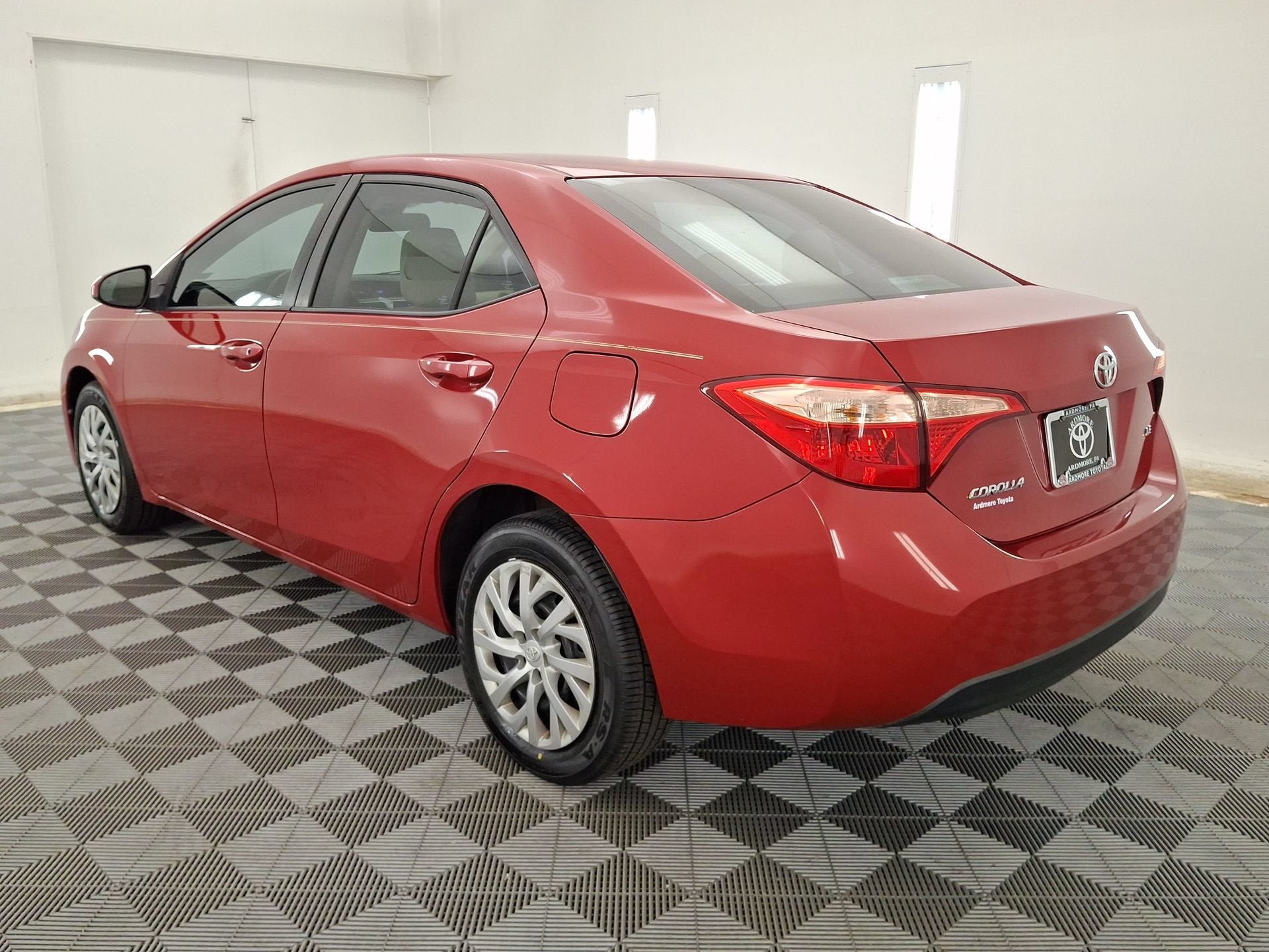 Used 2017 Toyota Corolla LE FWD image 21