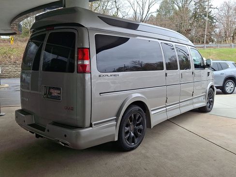 New 2026 GMC Savana 2500 Extended w/ Driver Convenience Package image 3