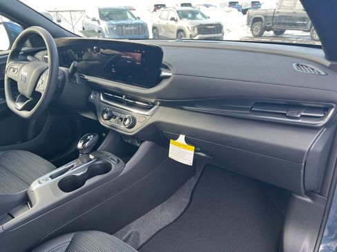 New 2026 Buick Envista Preferred FWD image 36