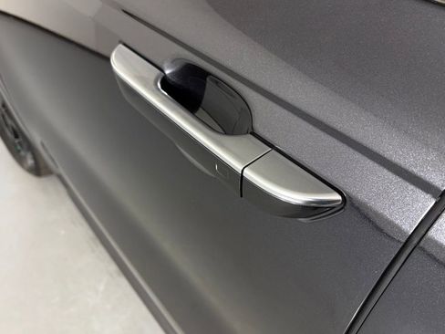 New 2026 Kia Carnival SX image 12