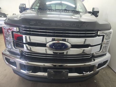 Used 2019 Ford F250 Lariat w/ Chrome Package AWD/4WD image 12
