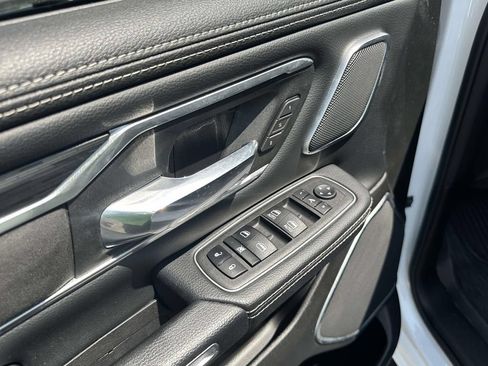 Used 2023 RAM 1500 Laramie AWD/4WD image 19