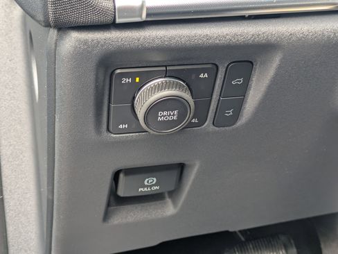 New 2026 Ford Expedition Platinum w/ Stealth Appearance Package image 15