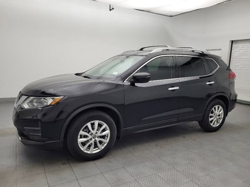 Used 2020 Nissan Rogue S w/ Special Edition Package FWD image 2