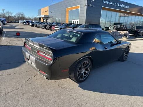 Used 2016 Dodge Challenger SRT w/ Technology Group image 24