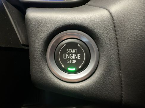 Used 2022 Chevrolet Tahoe RST w/ Luxury Package image 25