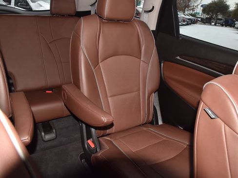 Used 2020 Buick Enclave Avenir w/ Avenir Technology Package image 22