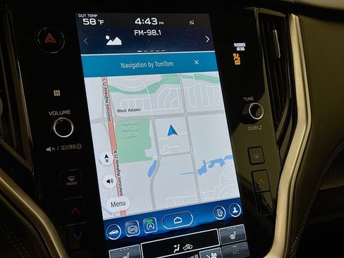 Used 2025 Subaru Outback Premium AWD/4WD image 22