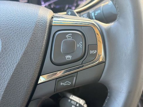 Used 2014 Toyota Avalon Limited w/ Technology Package FWD image 25