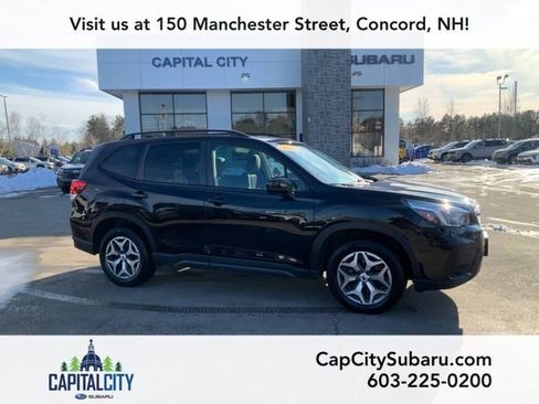 Used 2021 Subaru Forester Premium image 1