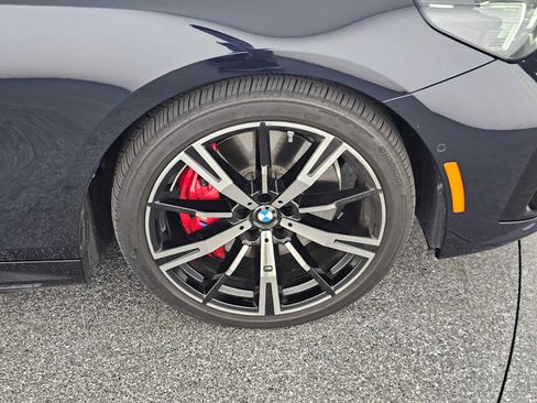 Used 2026 BMW 550e xDrive w/ Premium Package AWD/4WD image 9