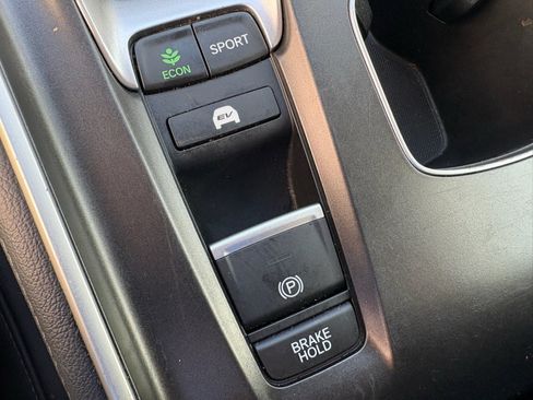 Certified 2021 Honda Accord Touring image 25