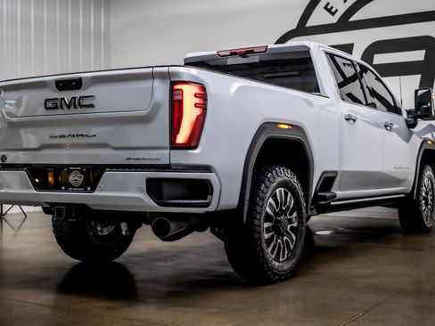 Used 2026 GMC Sierra 2500 Denali Ultimate AWD/4WD image 39