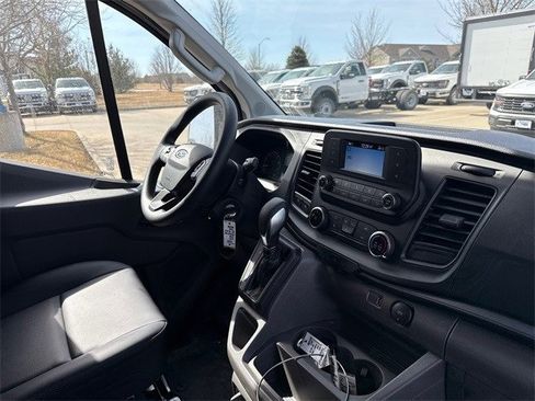 New 2025 Ford Transit 250 Low Roof image 32