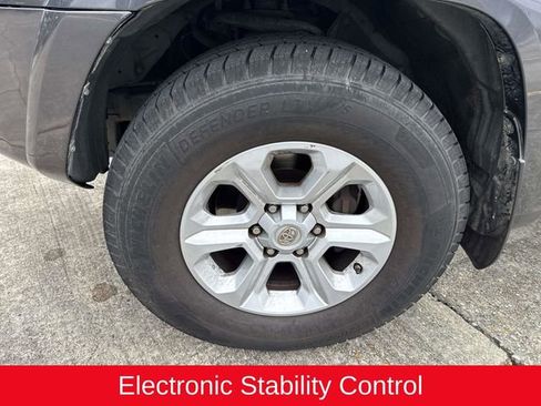 Used 2016 Toyota 4Runner SR5 image 5