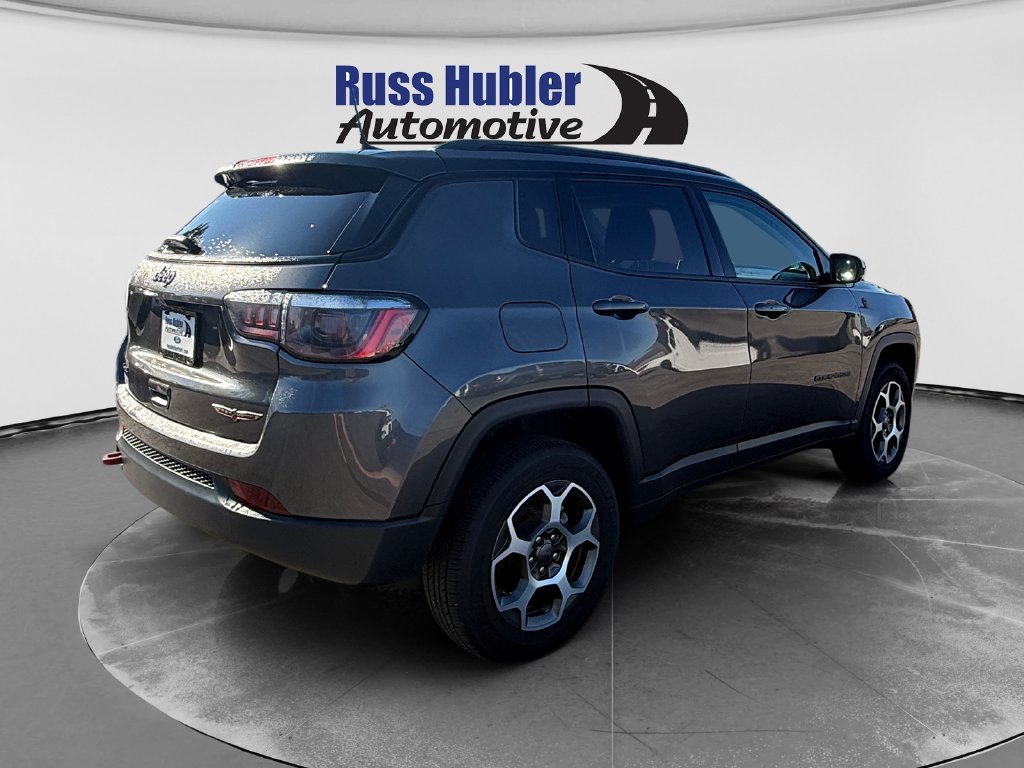Used 2022 Jeep Compass Trailhawk w/ Trailhawk Convenience Group AWD/4WD image 7