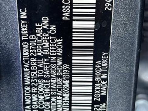 Used 2021 Toyota C-HR LE image 25