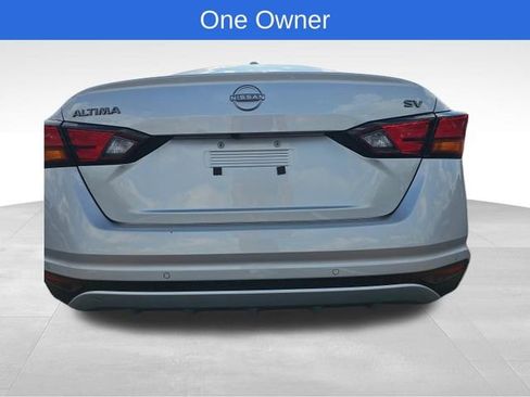 Used 2024 Nissan Altima 2.5 SV image 4
