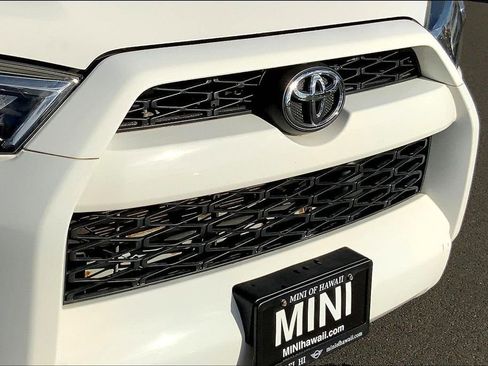 Used 2019 Toyota 4Runner SR5 image 29